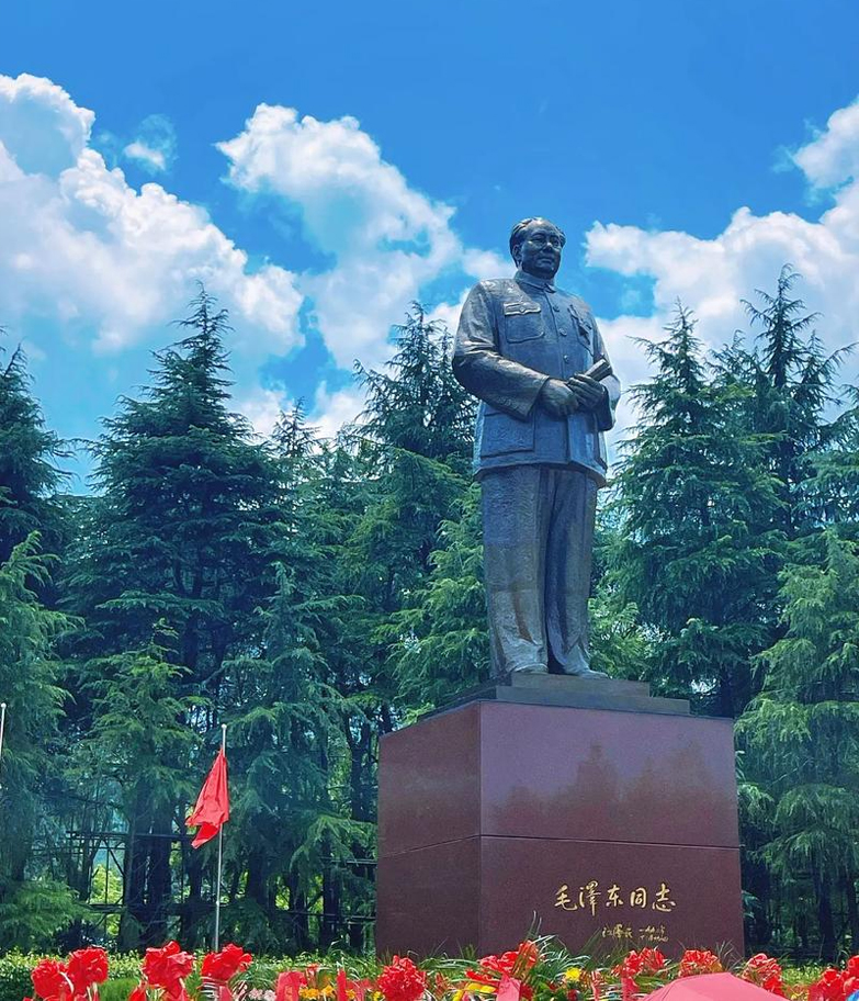 红色韶山&middot;神秘滴水洞